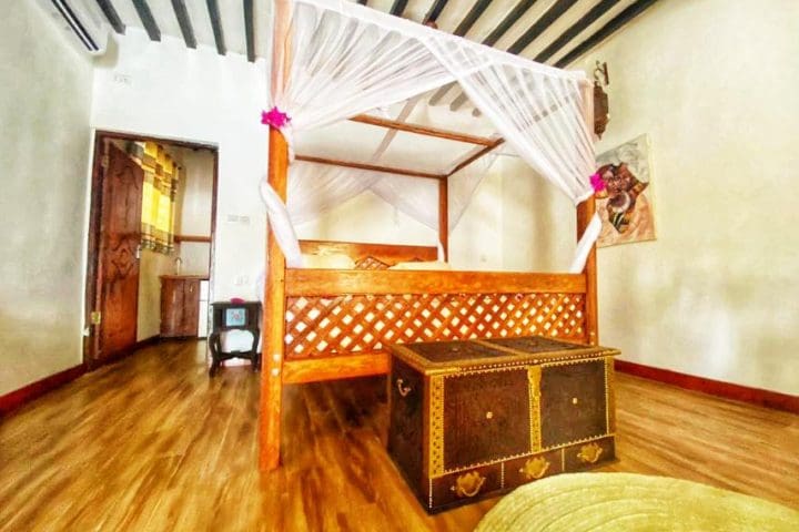 Viber image - 3* Livingstone Apartman Hotel GlobeTracker