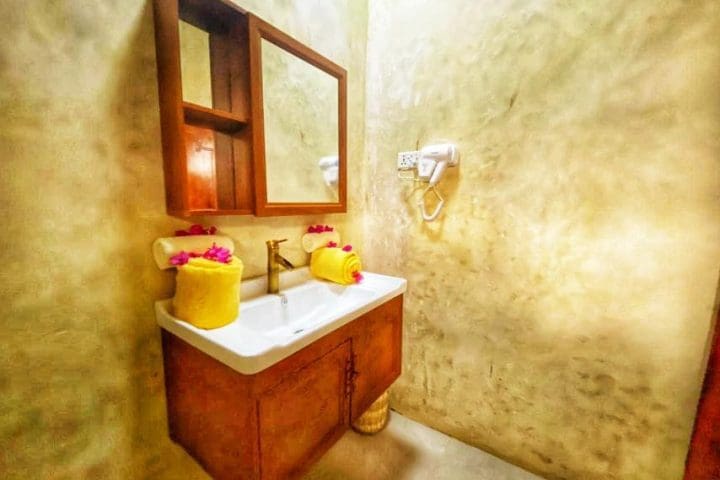Viber image - 3* Livingstone Apartman Hotel GlobeTracker
